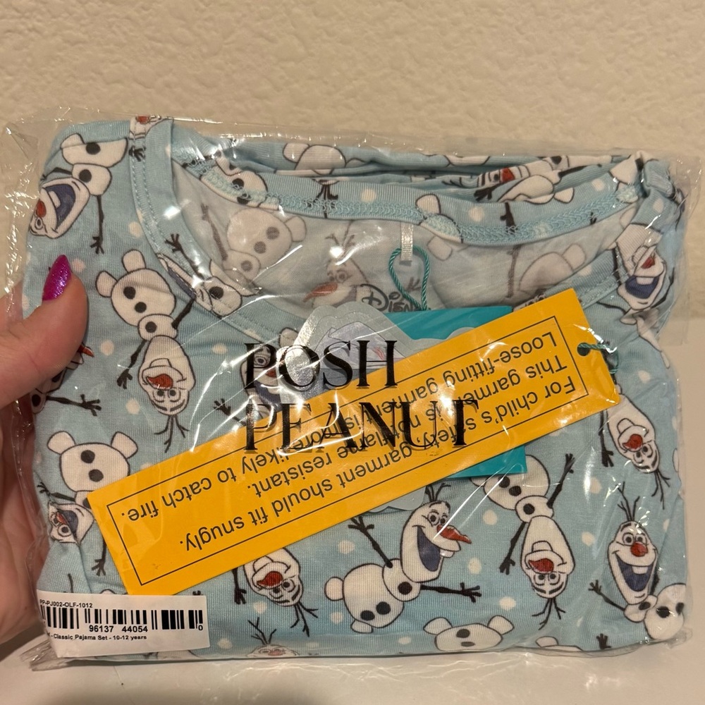 Posh peanut Frozen Olaf Pajama Set 10/12